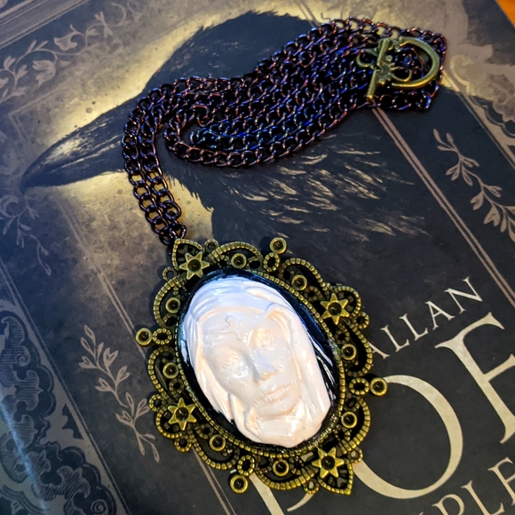 Día de los Muertos Cameo - Picture 6 of 8